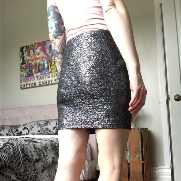 Eclipse “Sparkly” Galaxy Skirt ✨ - Picture 8 of 8